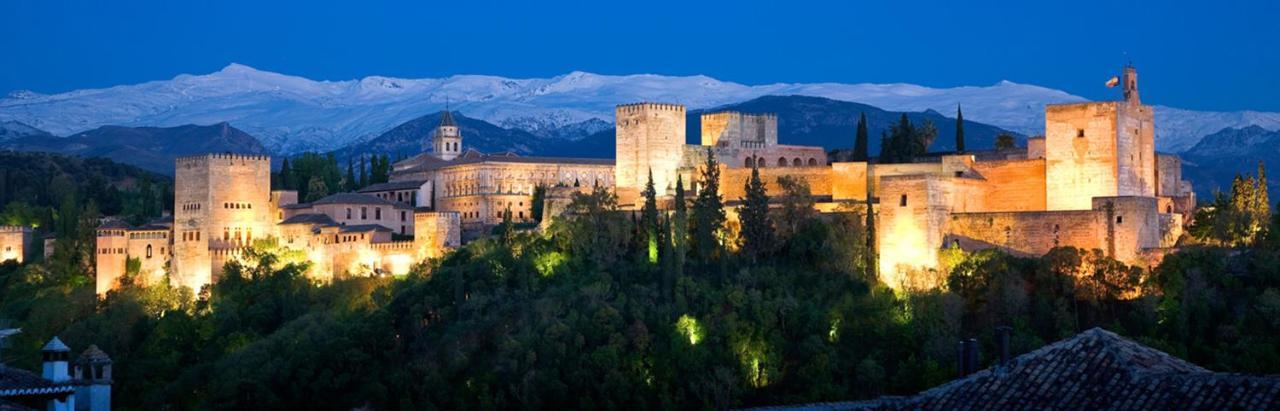 Amplio Y Centrico, Recien Reformado, Calefaccion Central, Jardines, Supermercados, Cafeterias Y Todos Los Servicios En El Corazon De La Ciudad Granada Exteriör bild