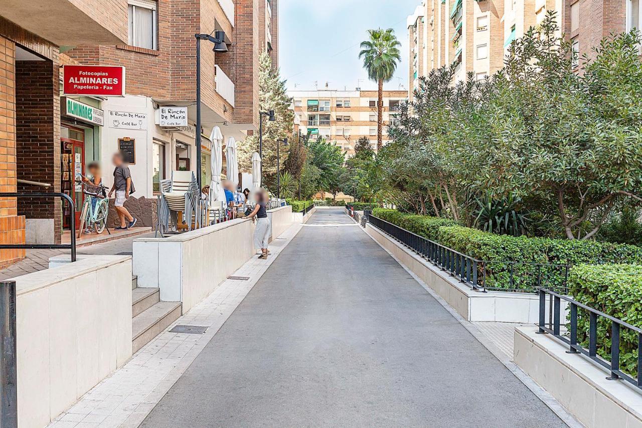 Amplio Y Centrico, Recien Reformado, Calefaccion Central, Jardines, Supermercados, Cafeterias Y Todos Los Servicios En El Corazon De La Ciudad Granada Exteriör bild